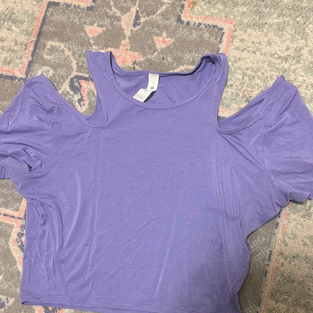 lululemon athletica Lavender Cold Shoulder Crop Top
